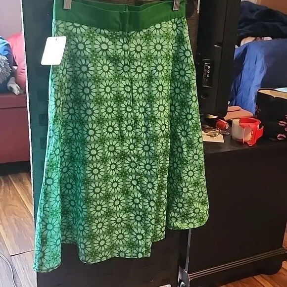 Heart Of Haute Green Floral Women's Skirt Size S - Picture 4 of 5